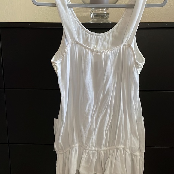 White sheer top. Size M - Picture 2 of 8